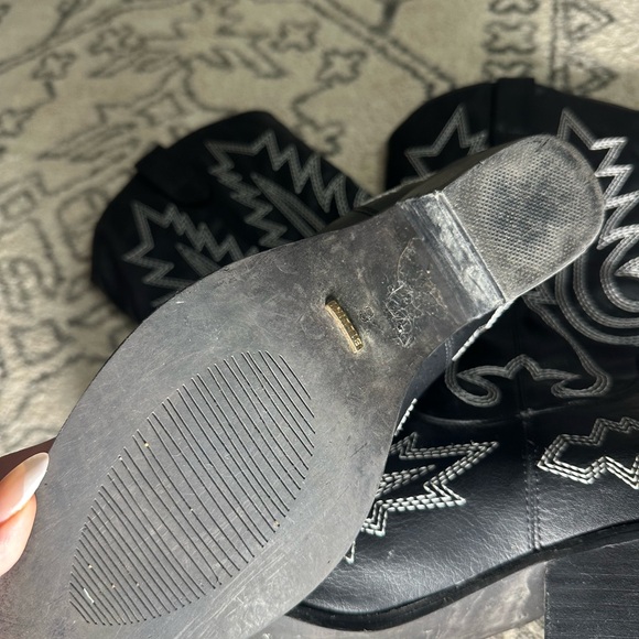 billini cowboy boots | size 8 - Picture 4 of 5